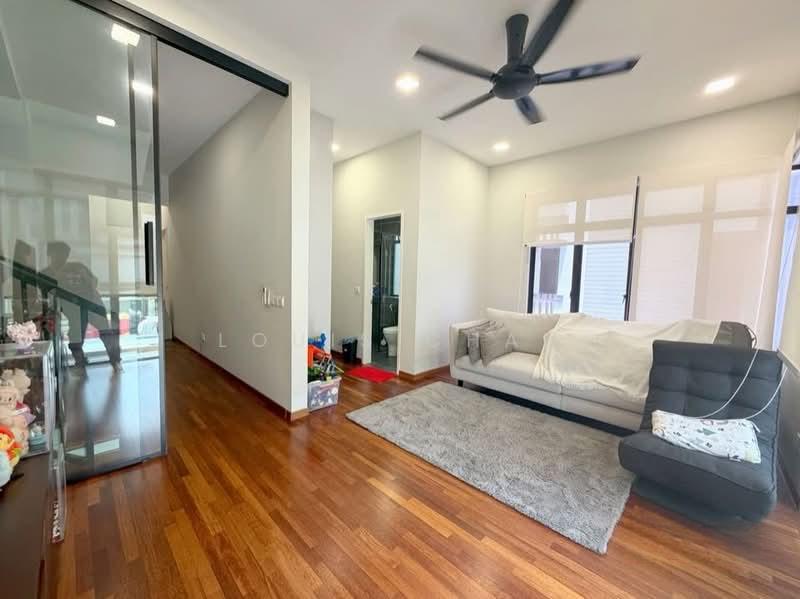 Setia Utama 1, Setia Alam - 4