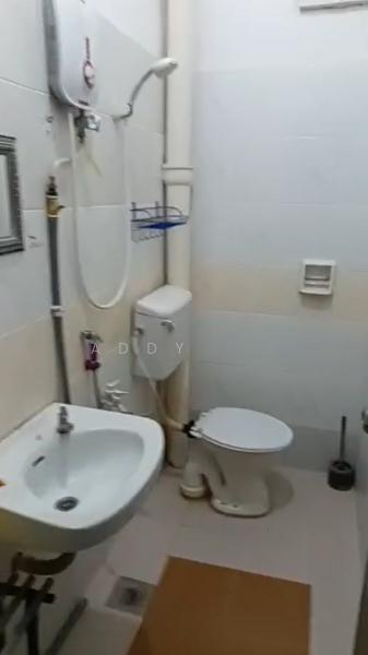 Taman Pertama - 5