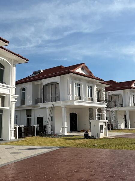 STRAITS OF HERON 2 - 4