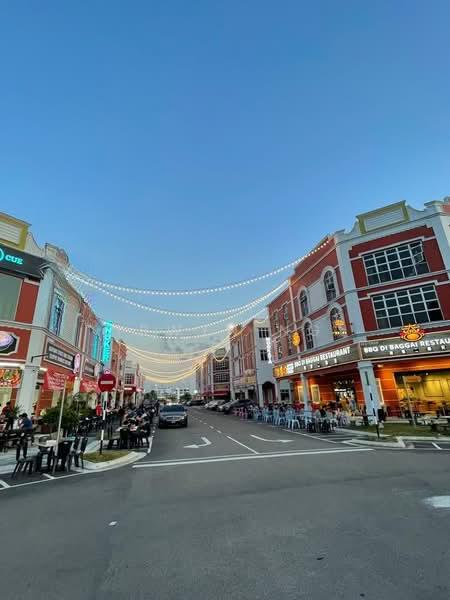 Taman Mount Austin, Nanyang 南阳街 ( Facing Mainroad ) - 1