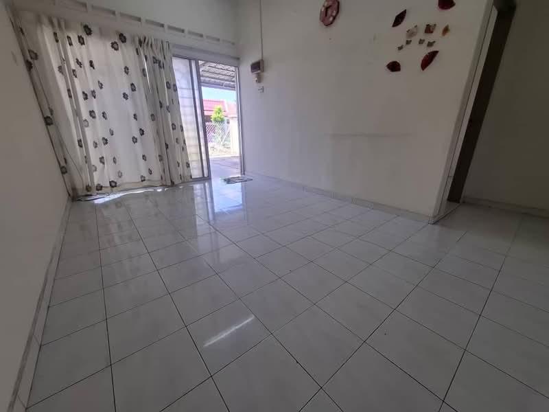 Tanjong Minyak - 4