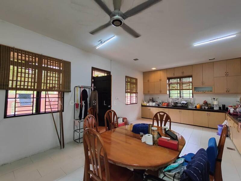 Bukit Sungai Long 1 - 4