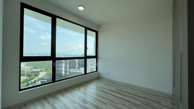 The M @ Medini Macrolink - 3