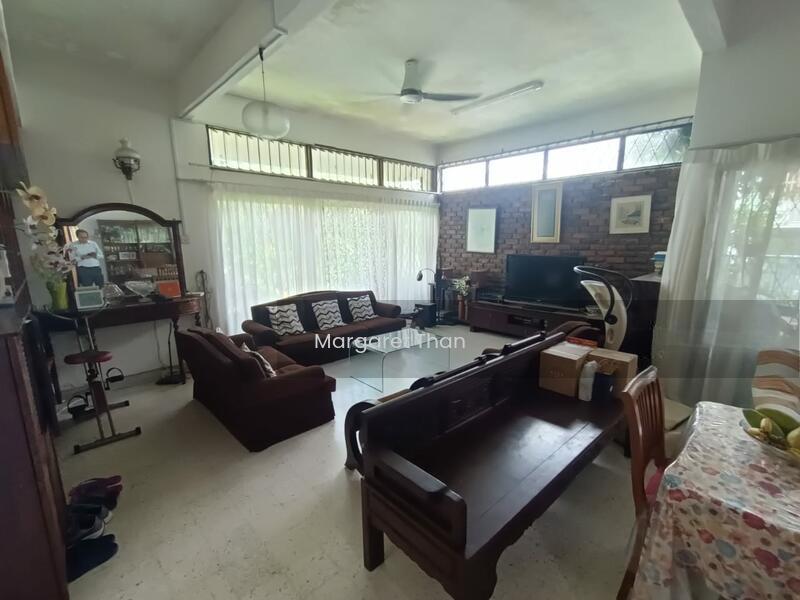 Taman Tun Dr Ismail , Kuala Luimpur - 2