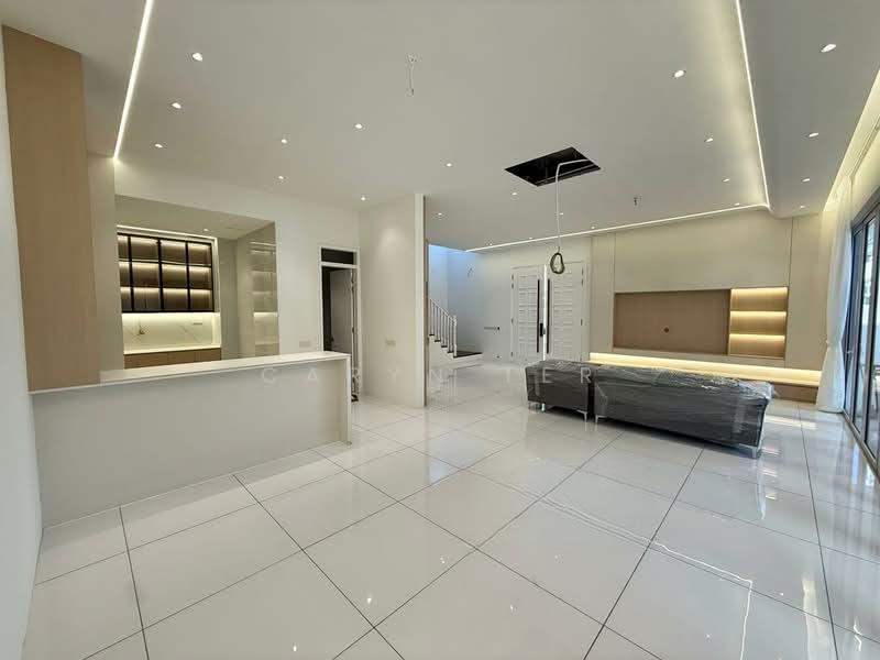 Eco Spring Bayfield 2 ( Fully Renovated ) Double Storey Semi D - 1