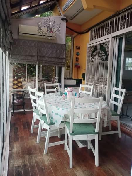 Taman Duta - 2