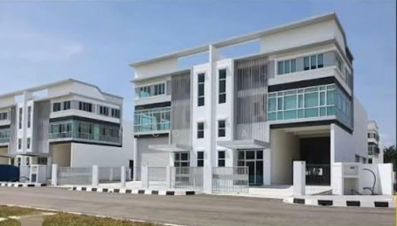 Golden Gateway Light & Medium Industrial Factories - 1