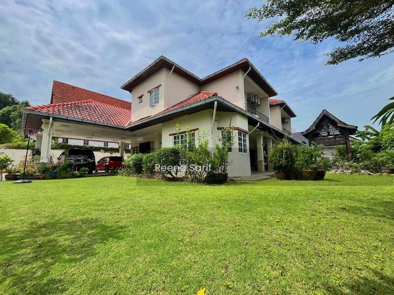 Corner 2 Storey Bungalow Seksyen 7 Shah Alam - 2