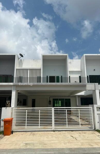 Hijayu!! 22 x 80 ONLY 530k!! Ready move in - 1