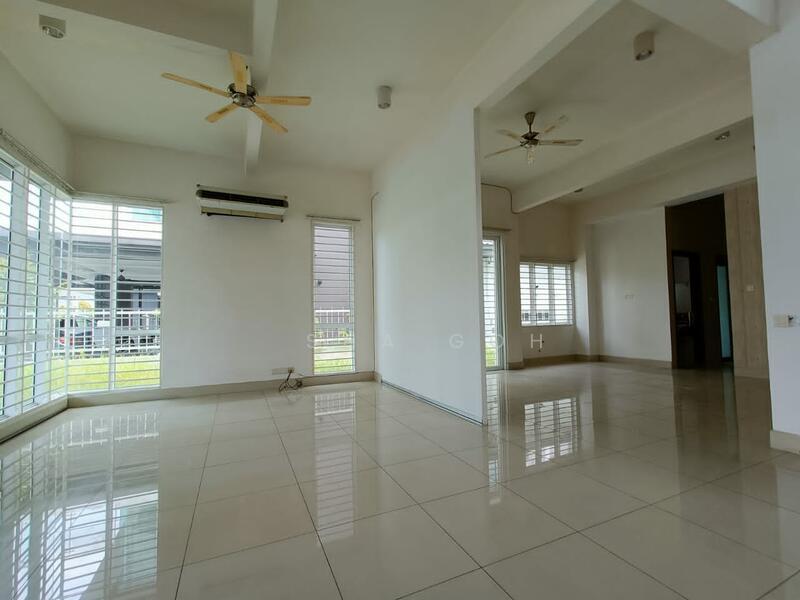 Villa Heights @ Taman Equine - 4