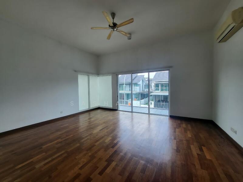 Villa Heights @ Taman Equine - 1