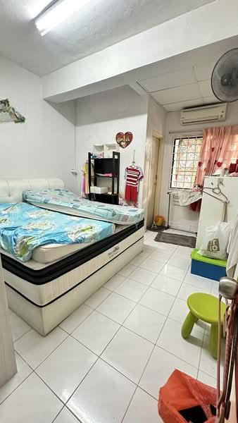 Taman Lembah Maju 600 Apartment - 3