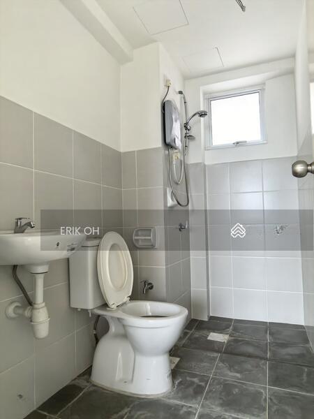 The Residence 2 @ Tiara East - 2