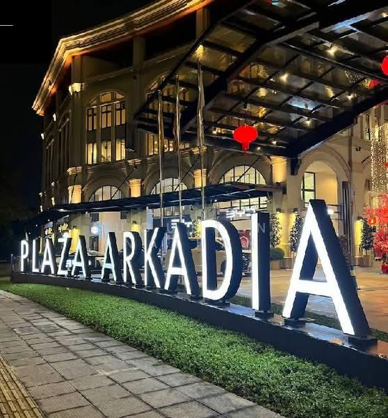 Offices, Shops @ Plaza Arkadia - 5