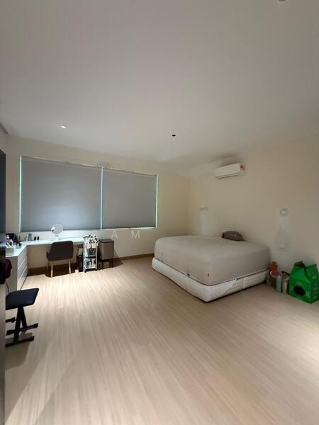 Xania Puchong - 3