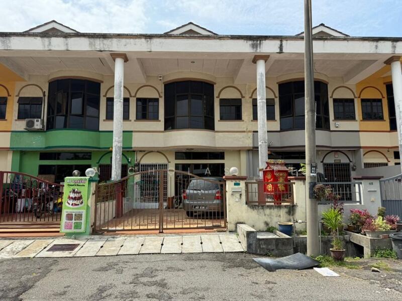 Double Storey House at Tasek - 1