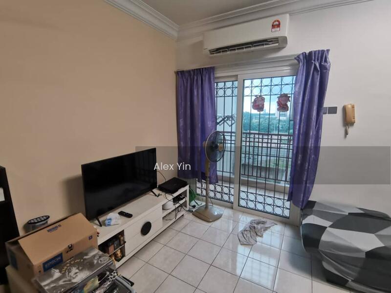 Puteri Bayu Apartment - 1