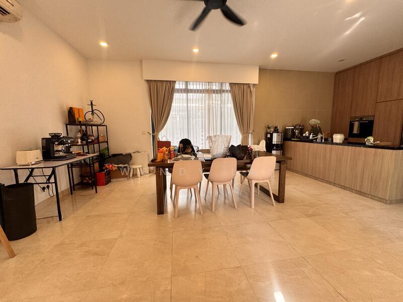 Noble Park Grand Pool Villas East Ledang - 5