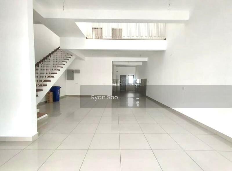 Elmina Green Five - 5