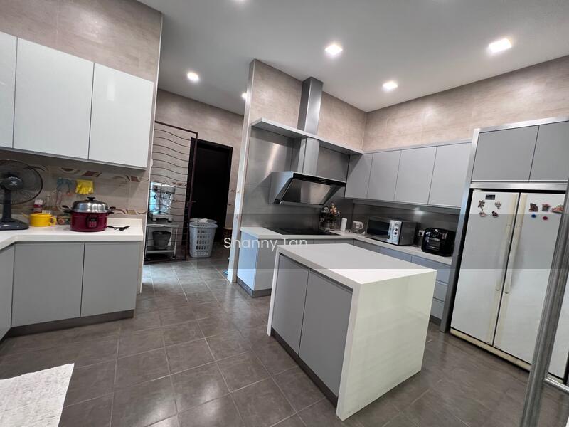 Bandar Sungai Long - 4