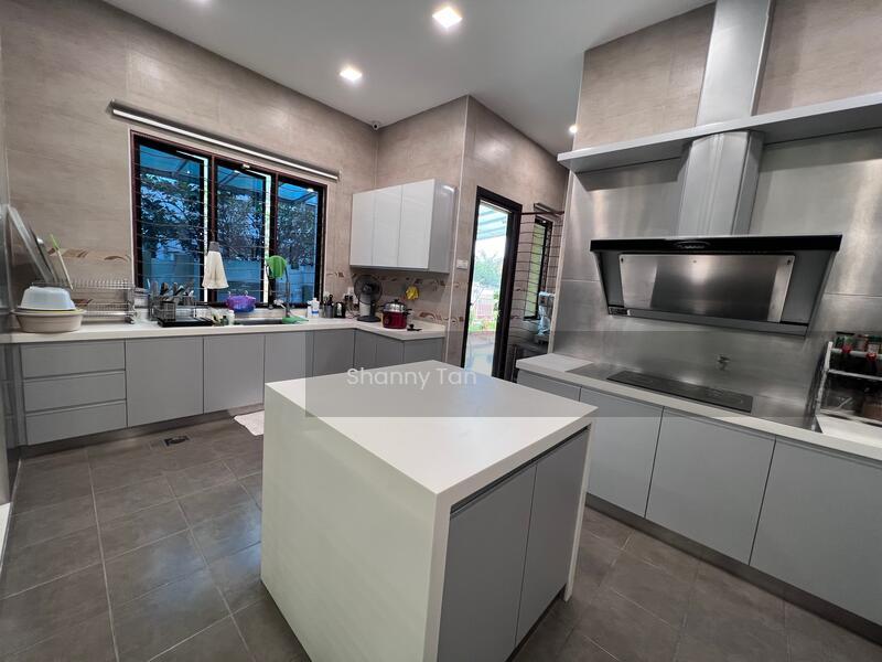 Bandar Sungai Long - 5