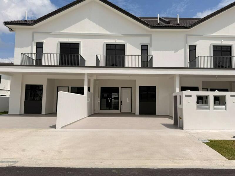 The Commune Eco Botanic - 1