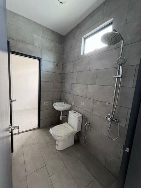 TAMAN PENGKALAN IMPIAN - 5