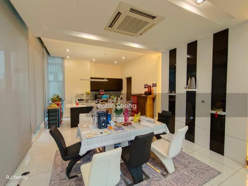 Freehold 2 Storey Bungalow at Saujana Heights - 4