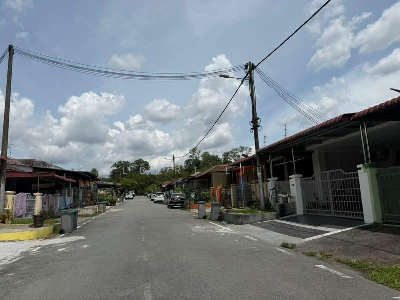 Pulai Jaya Pulais Jayas - 2
