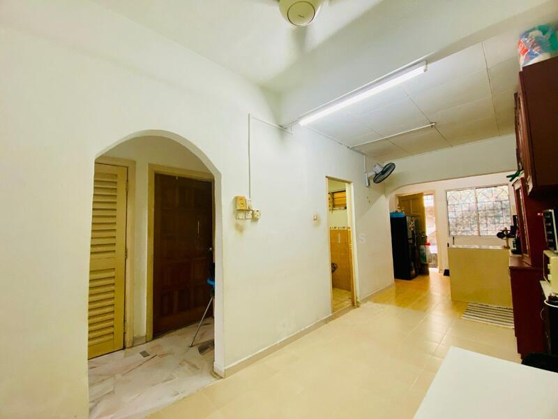 Bandar Tun Hussein Onn, Cheras - 5