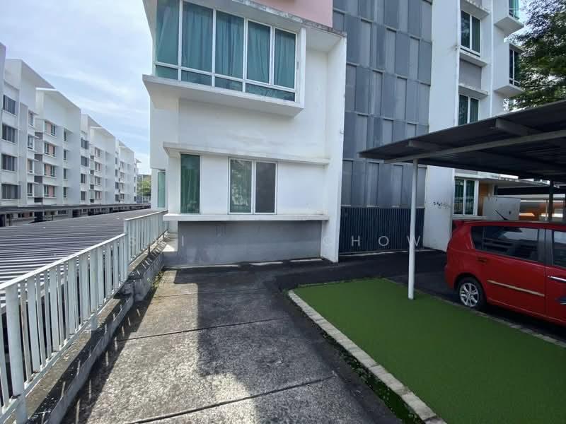 University Utama Kondominium - 4
