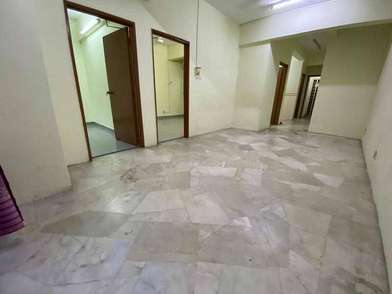 Taman Connaught - 4