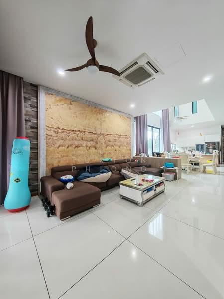 Senibong Cove - Isola Grandeur - 1