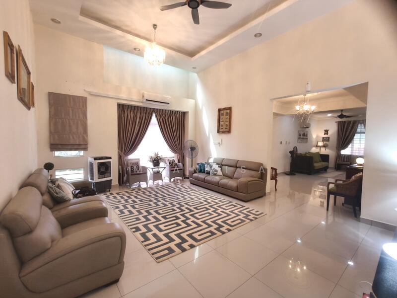 Jentayu @ Bandar Enstek - 2