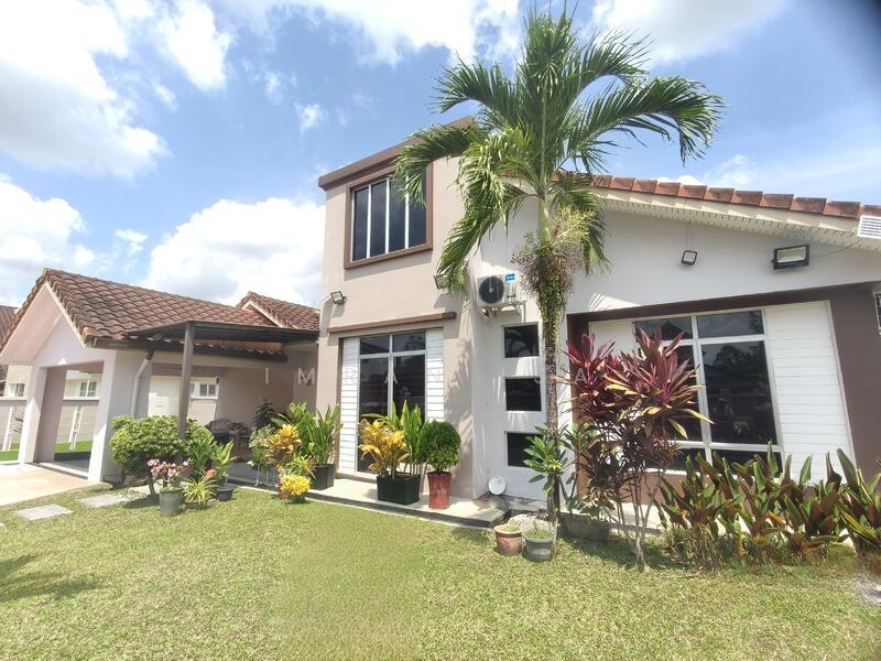 Jentayu @ Bandar Enstek - 1