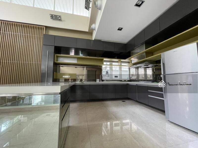 Country Heights Damansara - 4