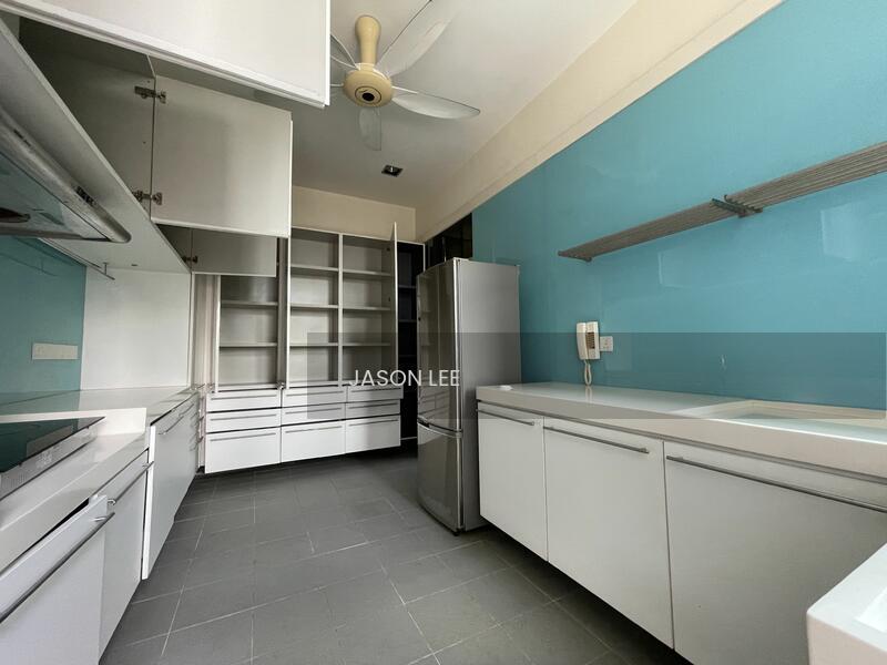 Country Heights Damansara - 3