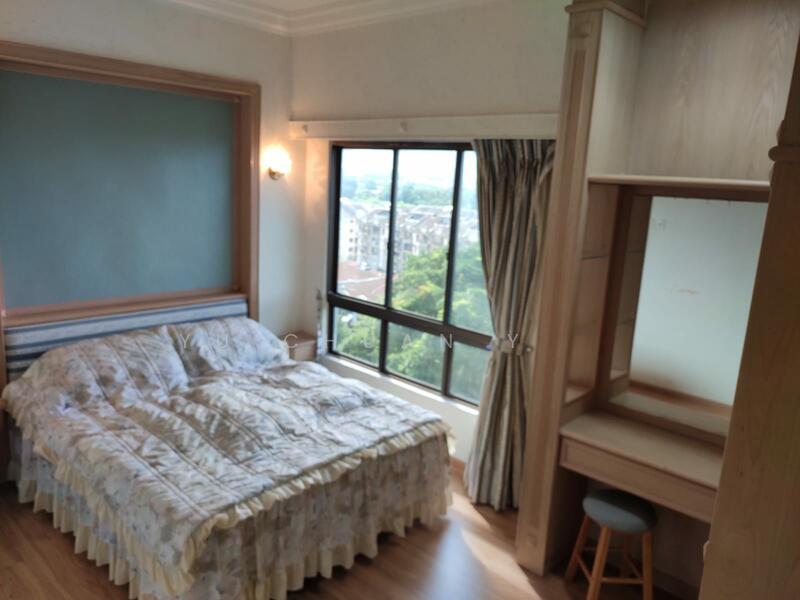 Selat Horizon Condominium - 2
