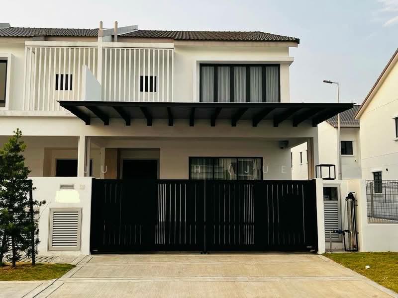 Sejati Lakeside @ Cyberjaya - 1