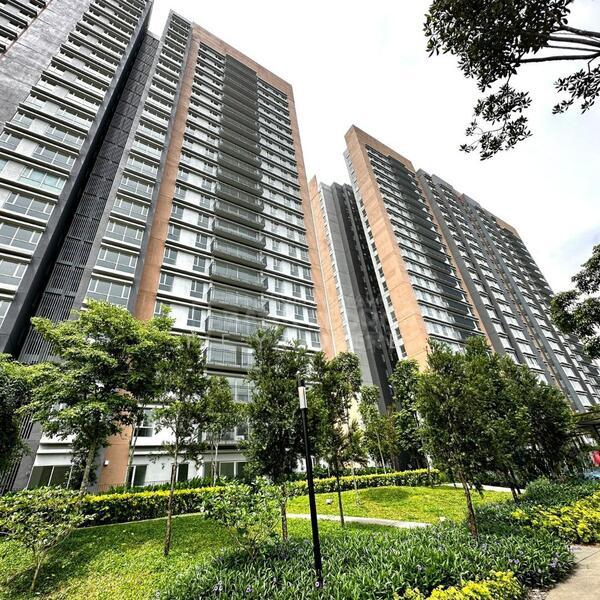 Emerald Hill - 2
