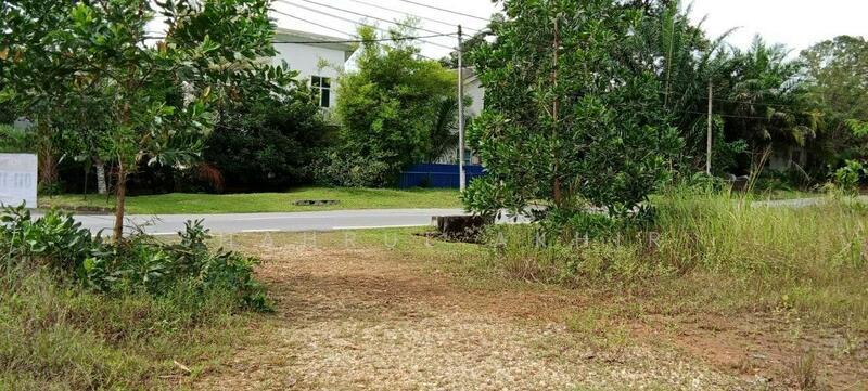 Tanah Lot Banglo Sungai Merab - 4