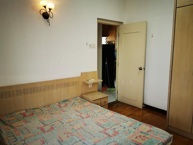 Gurney Park Condominium - 2