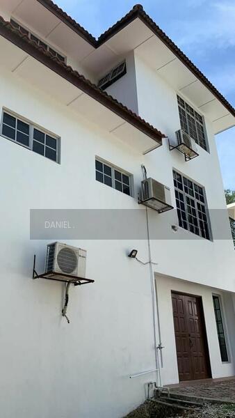 Bungalow at Sungai Buloh - 5