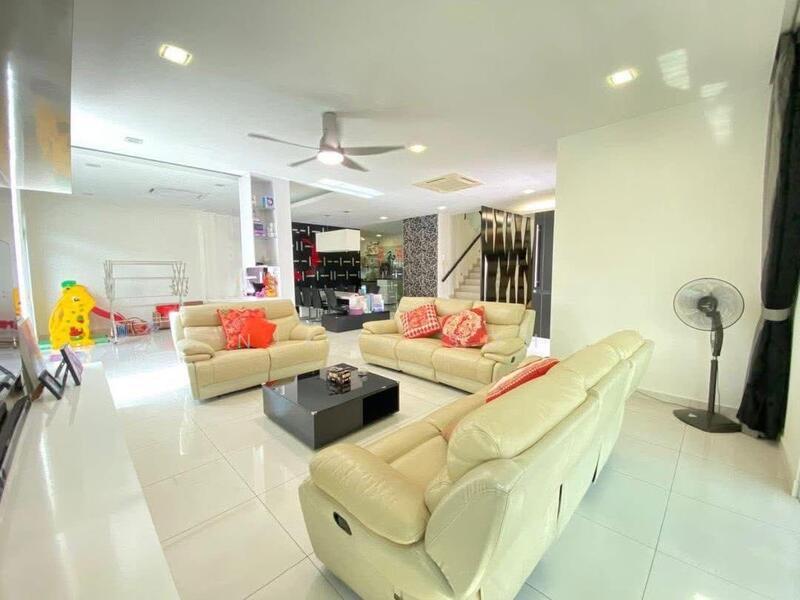 Taman Nusa Duta Bukit Indah - 1