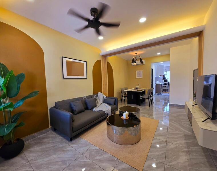 2-storey Terrace House at Kota Warisan - 2