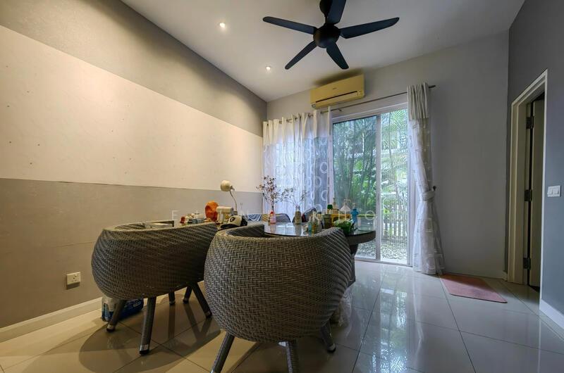 Setia Alam - 3 Storey Bungalow - 3