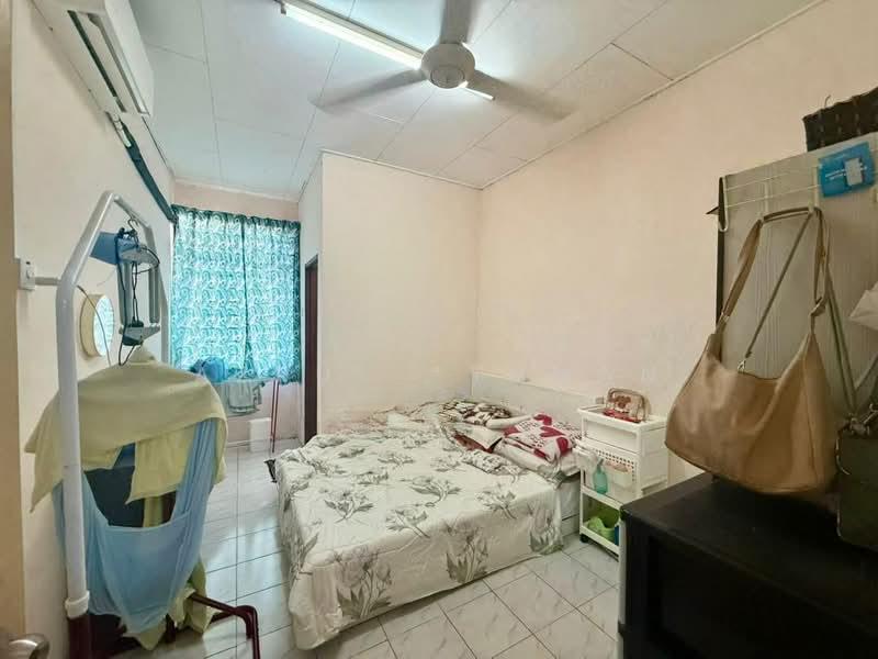 Taman Politeknik - 4