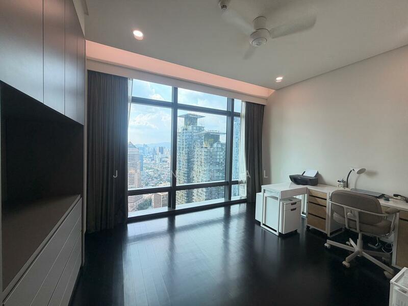 Four Seasons Place - 4