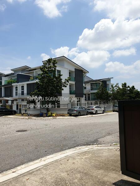 Cyprus, USJ Heights - 1