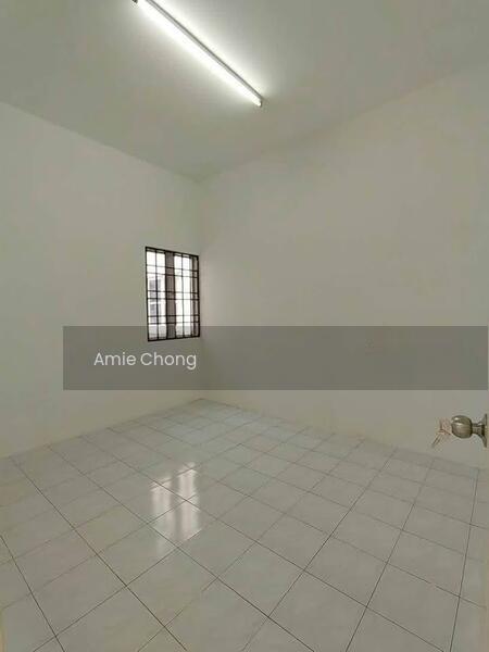 TAMAN METRO PENGKALAN - 5